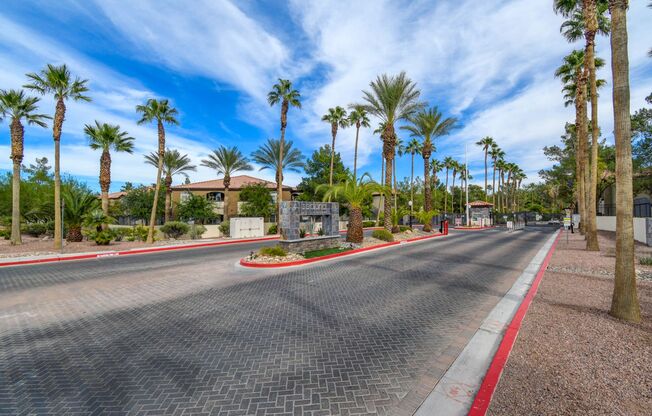 2 beds, 2 baths, $1,700, Unit # 41 2067