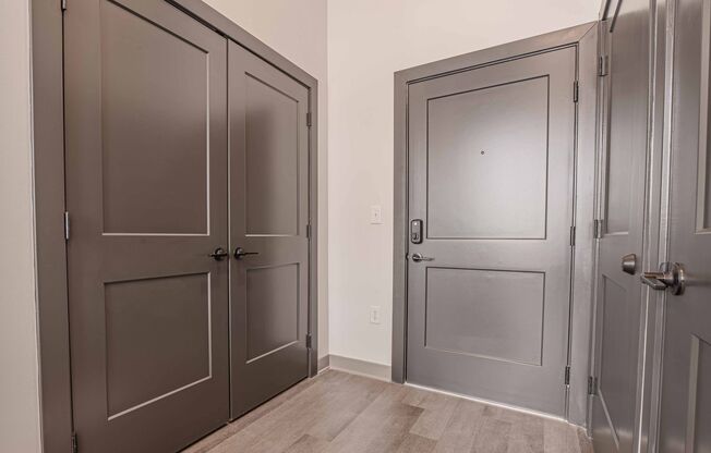 1 bed, 1 bath, 725 sqft, $1,610, Unit A111