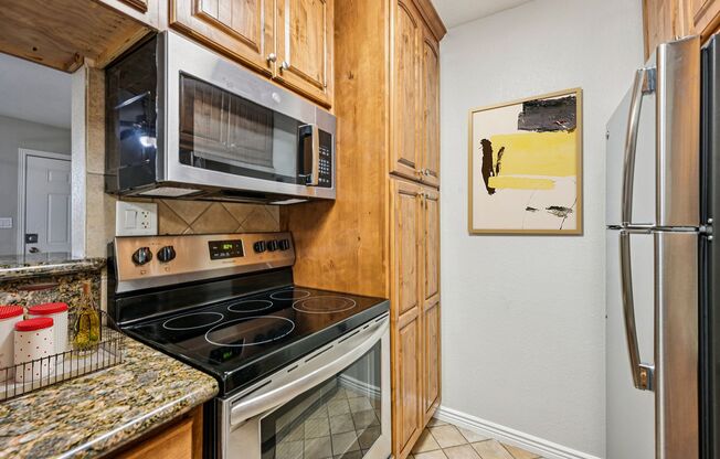 1 bed, 1 bath, 710 sqft, $1,099, Unit 2112