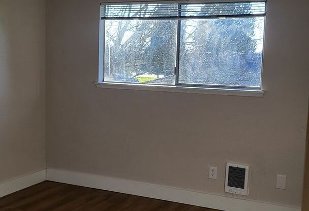 newly updated 2 bed 1 bath apartment in North Auburn $1775