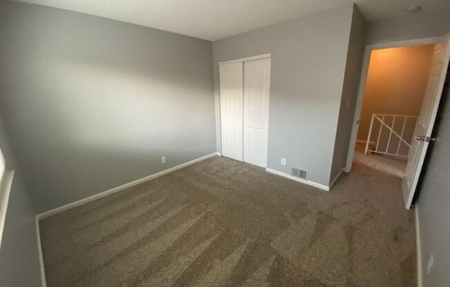 2 beds, 1 bath, $1,595, Unit # 2