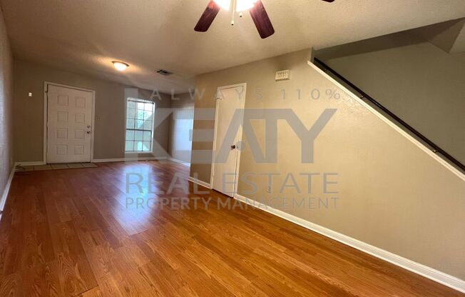 2 beds, 1.5 baths, $975