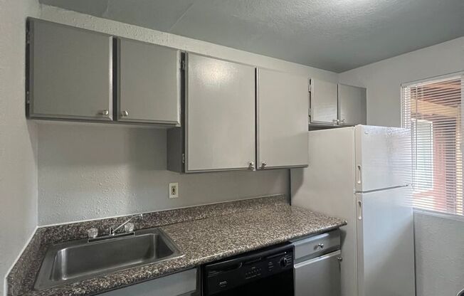 1 bed, 1 bath, 625 sqft, $1,150, Unit 29