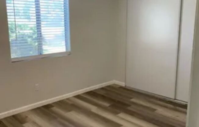 2 beds, 1 bath, $1,450, Unit 21340-A