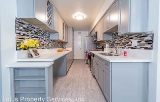 712 N. Kings Rd.