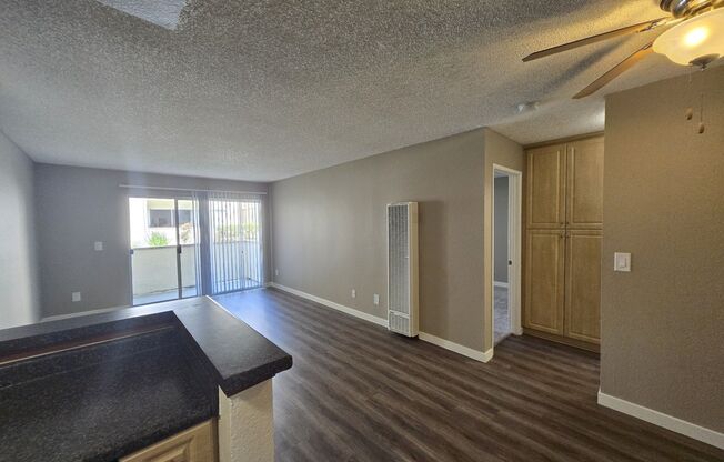 1 bed, 1 bath, 640 sqft, $1,995, Unit 646 - 29