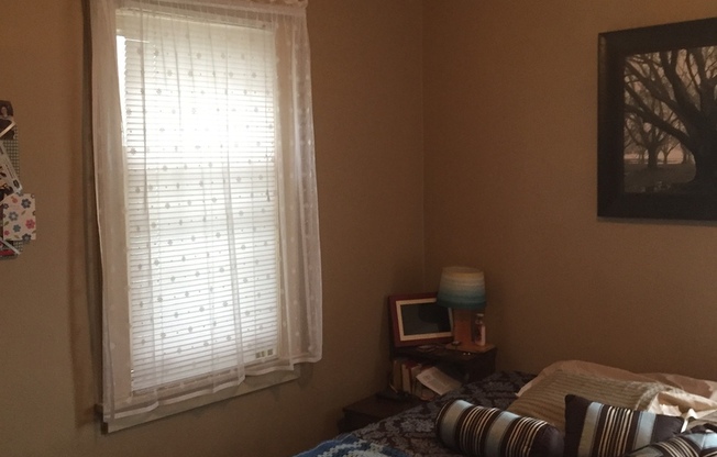 1 bed, 1 bath, 750 sqft, $950, Unit 1524-D