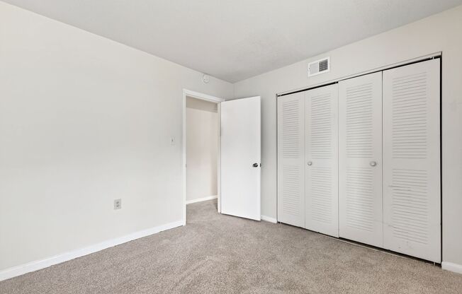 2 beds, 1.5 baths, $1,100, Unit Unit C-305