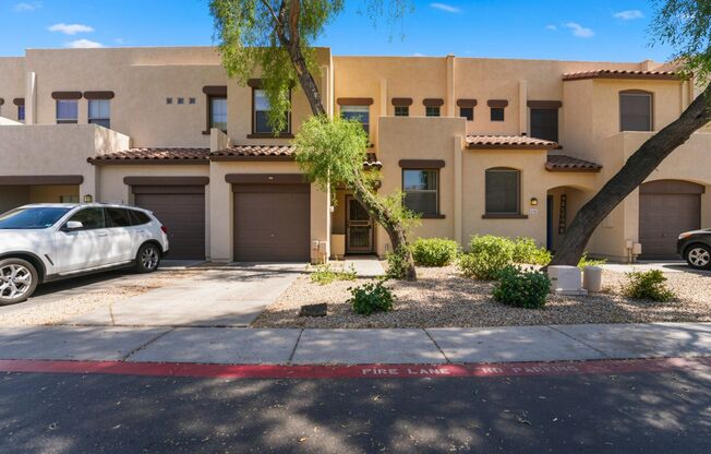 Prime Tempe Location! 3 Bed Townhome w/ Private Patio & Garage