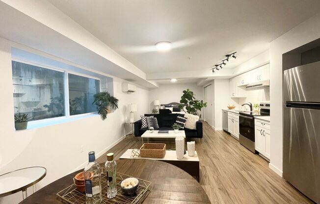 Studio, 1 bath, 575 sqft, $1,345, Unit Hamrick B03