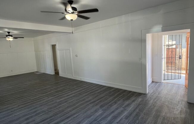 2 beds, 1.5 baths, 1,250 sqft, $2,200, Unit 1233 Starr St. - Downstairs