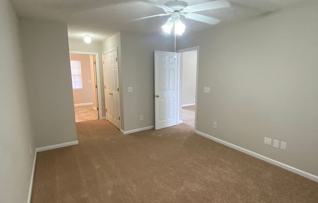 1 bed, 1 bath, 765 sqft, $1,125, Unit 2758-6