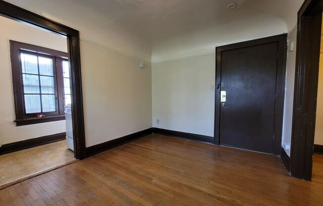 Studio, 1 bath, $745, Unit 111