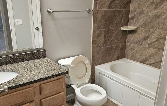 2 beds, 2 baths, 1,142 sqft, $1,400, Unit 31-304