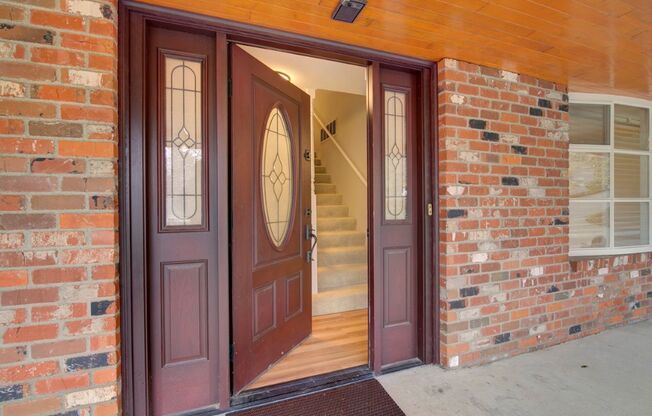 4Bd/2.25Ba Bellevue House