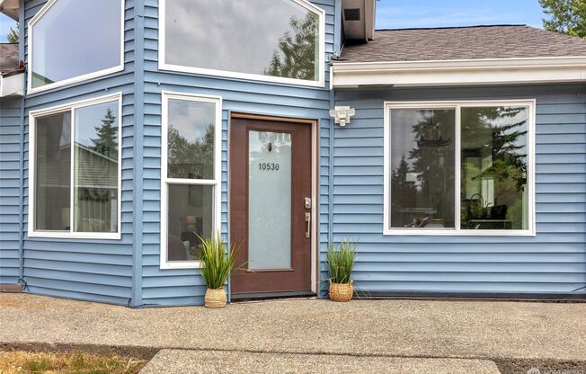 Rare Rose Hill Rambler with Expansive Lot