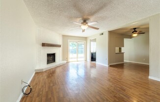 1125 Holbrook Drive
