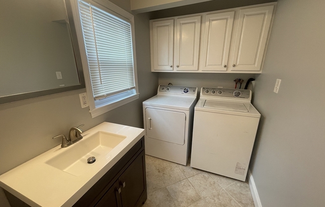 1 bed, 1 bath, 1,000 sqft, $2,400, Unit 1