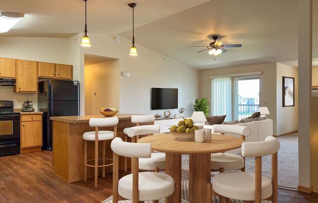 Moon Lake Estates Apartment Community