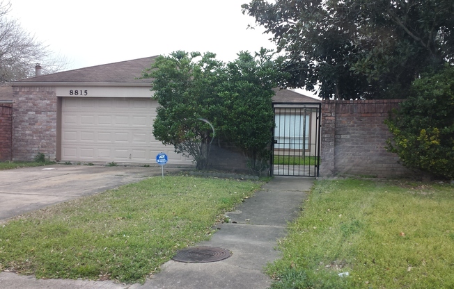 2Bed 1.5 Bath 1505 sqft