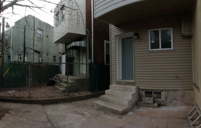 3 beds, 1 bath, $1,650