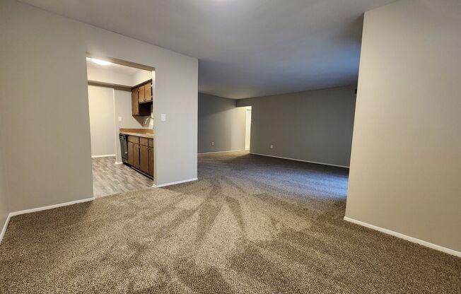 2 beds, 2 baths, 1,061 sqft, $1,360, Unit F102