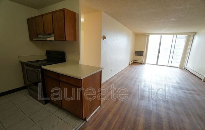 4800 E HALE PKWY