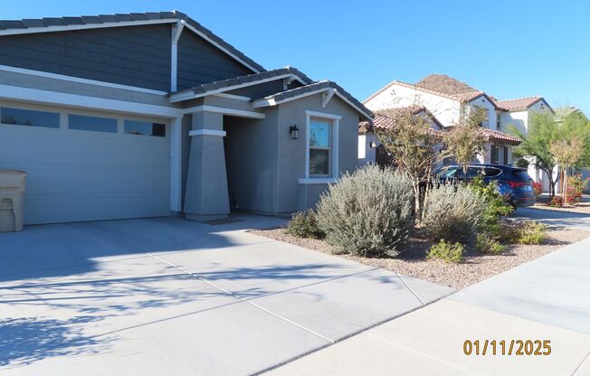 Beautiful 4 Bedroom 3 Bath Home in Mystic