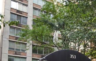 353 E 72 ST