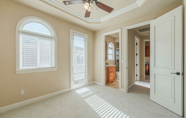 4 beds, 4 baths, $6,500, Unit #B