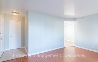 3 beds, 1 bath, $2,800, Unit 3405 Wightman Street