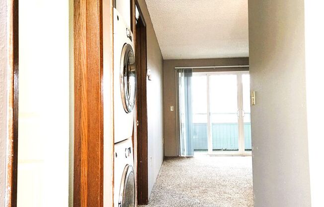 1 bed, 1 bath, 643 sqft, $1,235, Unit 326