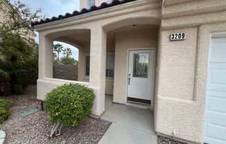 3 beds, 2.5 baths, $2,550