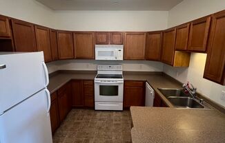 2 beds, 1 bath, 980 sqft, $1,500, Unit 201