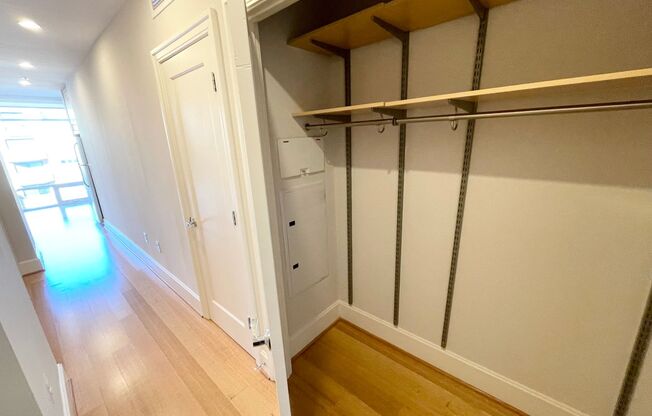 1 bed, 1 bath, $2,650, Unit 817