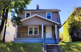 702 W Fairview Ave 4BR/1.5BA (Dayton)