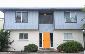 403 LOWER 8 AVE S