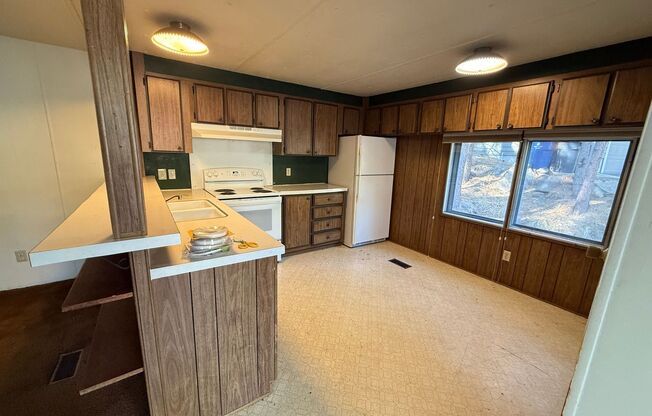 2 Bed/1 Bath on Bend's Westside - Stannium Road