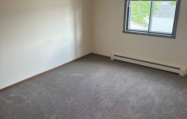 1 bed, 1 bath, 700 sqft, $725, Unit 207