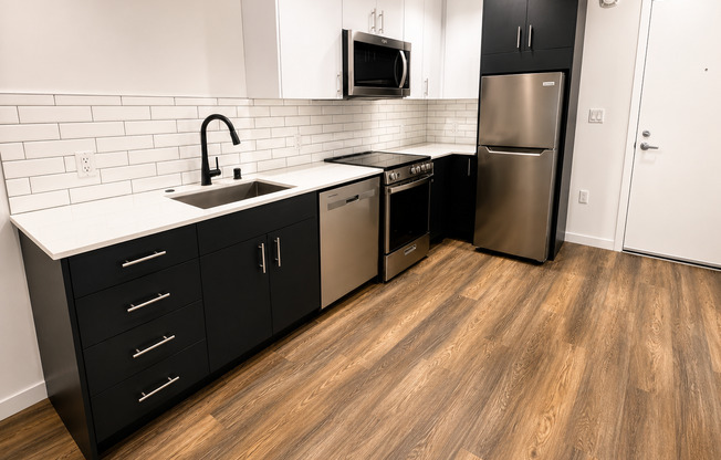 1 bed, 1 bath, 385 sqft, $1,695, Unit 303