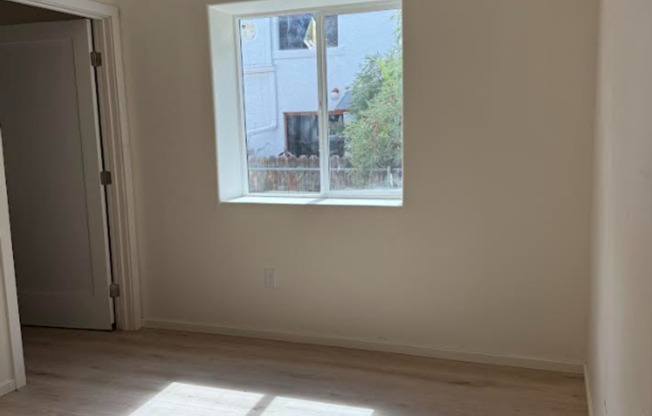1625 E. 8th St.