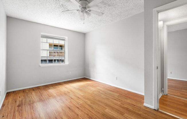 2 beds, 1 bath, 750 sqft, $1,095, Unit K714 - 307 - 206