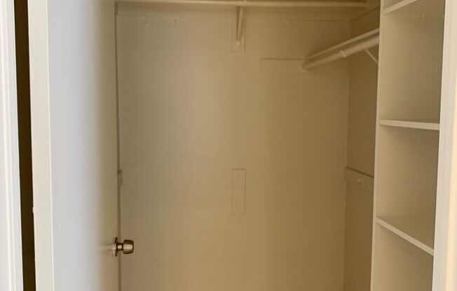 2 beds, 2 baths, 1,000 sqft, $2,654, Unit 306