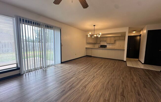 3 Bed 2.5 Bath Duplex Available in Oklahoma City