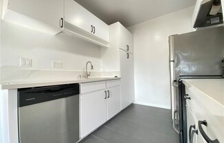 322 MIRALESTE DR