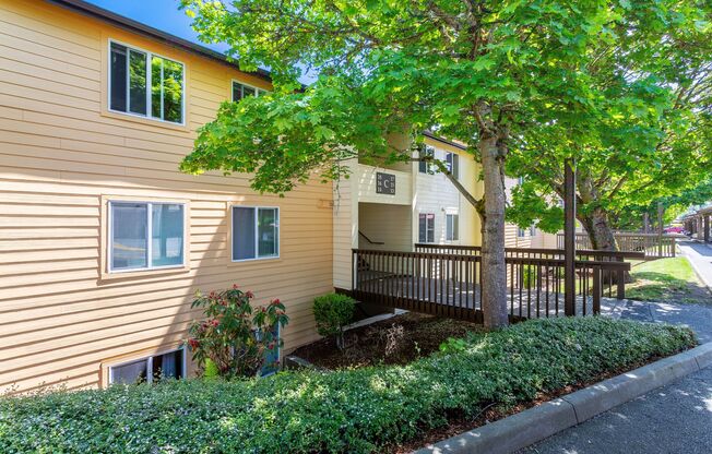Lawn Courte Apartments at 2802 N. Narrows Drive, Tacoma, WA 98407