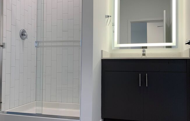 1 bed, 1 bath, 739 sqft, $2,195, Unit 409