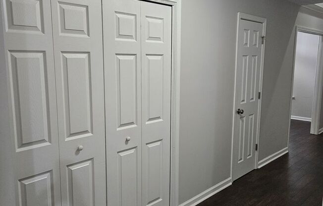 Updated 3 bed 2.5 bath home located in Canton
