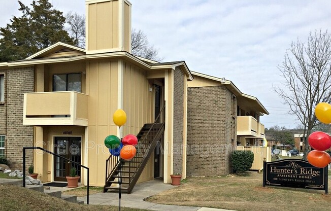 4111 HUNTERS RDG DR