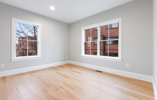 3 beds, 2.5 baths, 2,484 sqft, $5,000, Unit 2